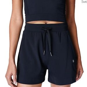Sweaty Betty Black Exploror Shorts Sz. Large